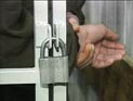 В Якутии мужчина, который ради забавы подвергал пыткам малолетнего сына, получил 7 лет колонии-поселения В Якутии мужчина, который ради забавы подвергал пыткам малолетнего сына, получил 7 лет колонии-поселения