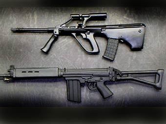 FN FAL, Steyr AUG,    nifty.com 