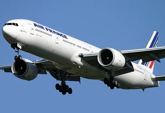 Boeing 777  Air France.    www.airliners.net