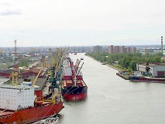 Морской порт Санкт-Петербурга. Фото с сайта seaport.spb.ru 