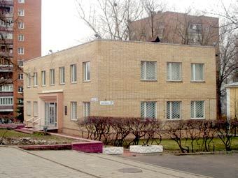 Здание мэрии города Дзержинского. Фото с сайта ugresh.ru