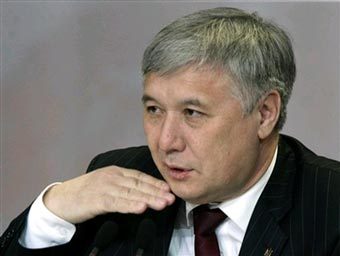  ,  AFP