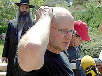  .     Ha'aretz 