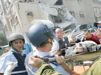      .  AFP