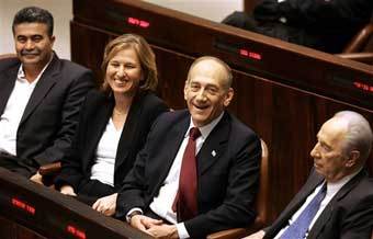      .  AFP
