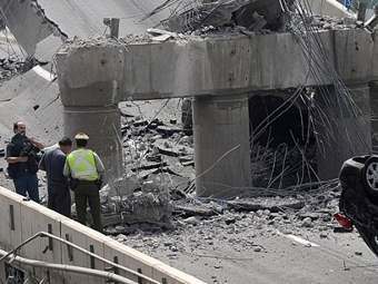     27 .  ©AFP