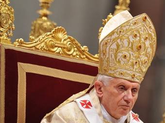  XVI     24  2010 .  ©AFP