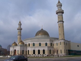   , .   Ahmadi  wikipedia.org