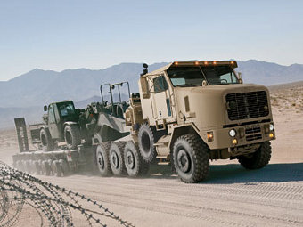 Oshkosh HET M1070A1.    oshkoshdefense.com