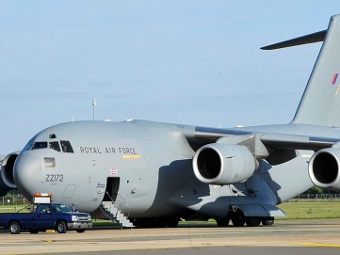 Boeing C-17 Globemaster III  . : Tiffany Deuel / RAF Lakenheath